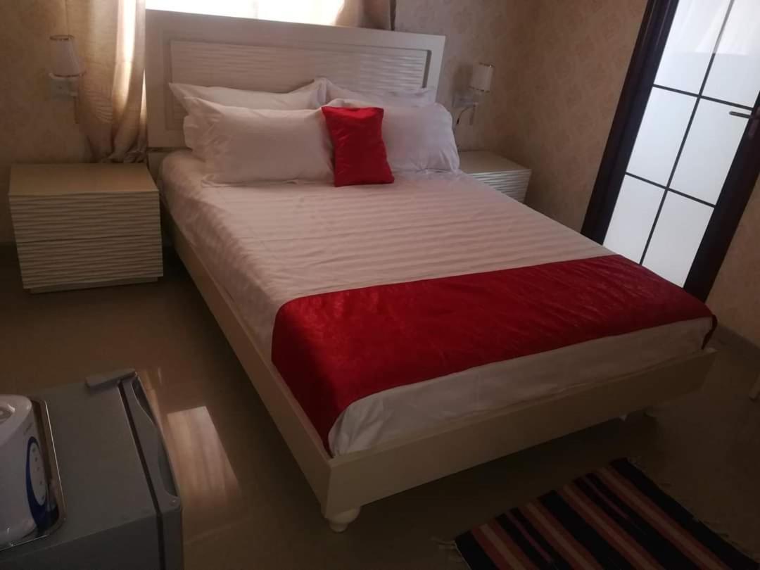 Lee Bed & Breakfast Франсистаун Экстерьер фото